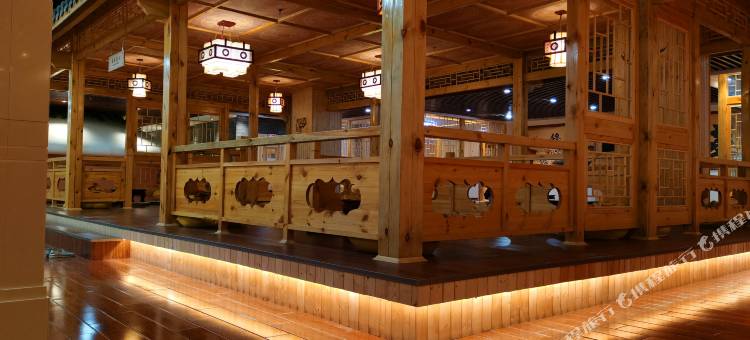 新疆天赐圣泉度假酒店图片