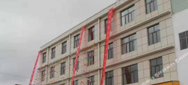 泽库岗藏大酒店图片