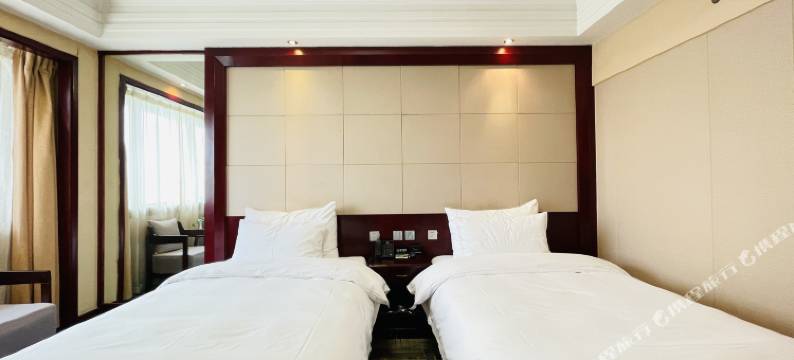 郑州杜康大酒店(中原万达五一公园地铁站店)图片