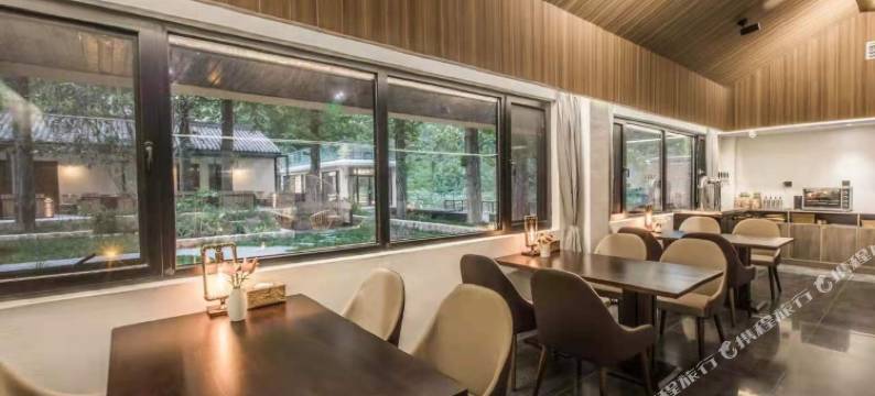 隐居乡里道班宿图片