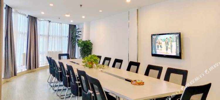 宜家精品酒店(沈阳于洪开发大道地铁站店)图片