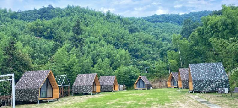 久祺国际骑行营露营地图片