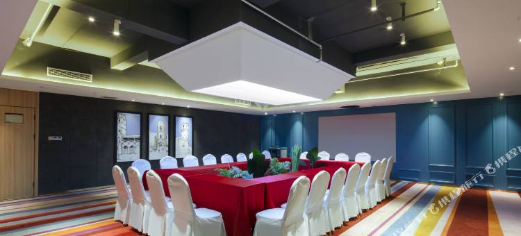 喜鹊愉家CC酒店(安阳文昌大道工学院店)图片