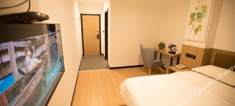 格林豪泰朝阳汽车站商务酒店图片