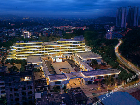 玉林市陆川温泉九龙山庄