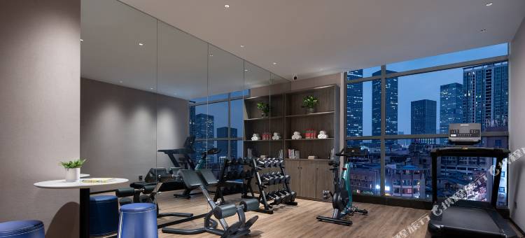 华天精选酒店(长沙五一广场IFS国金中心店)图片