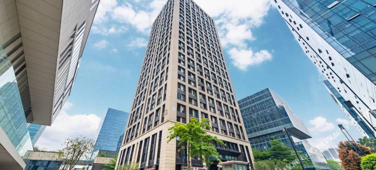 恋家国际公寓(广州绿地中央广场神舟路地铁站店)图片