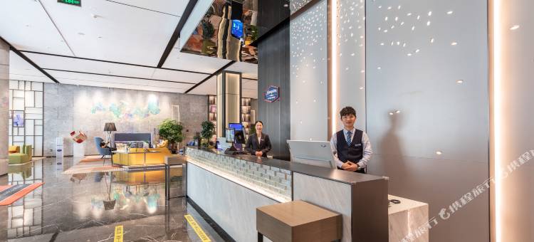 深圳东门希尔顿欢朋酒店图片