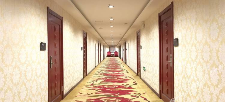 额尔古纳白桦大酒店图片