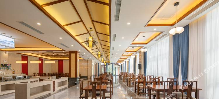 悦语湖景酒店(高邮清水潭度假区店)图片