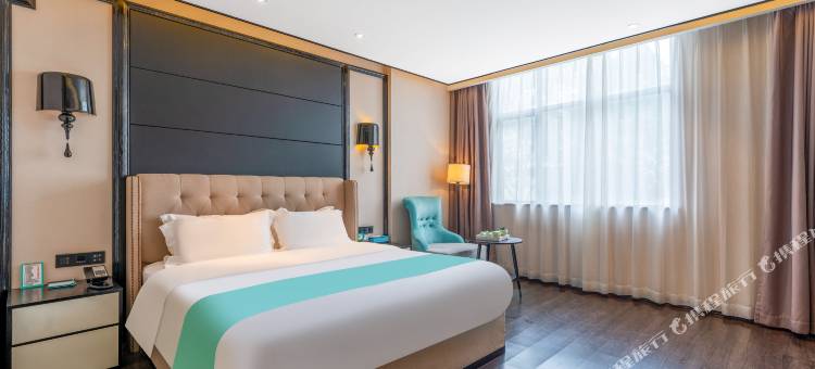 西岸酒店(余干天虹店)图片