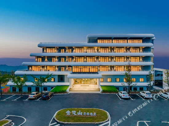 金龙山度假酒店