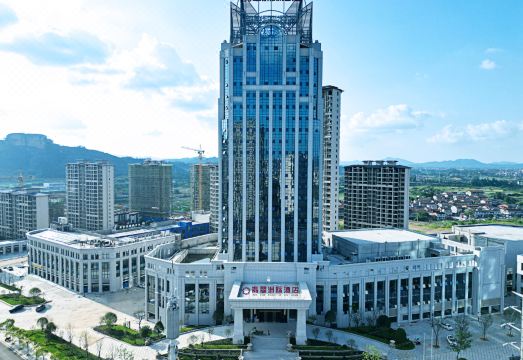 南城翡翠洲际酒店外景图