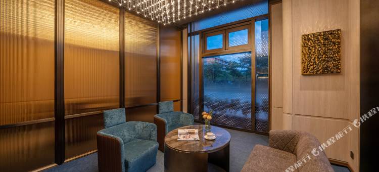 南京江宁砂之船东南大学桔子水晶酒店图片