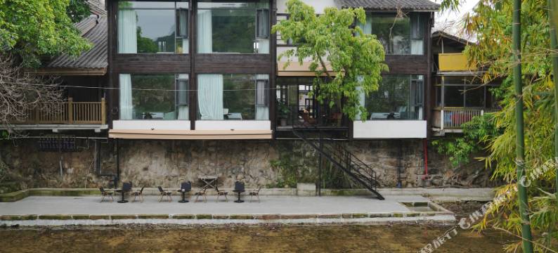 途鑫民宿(重庆金刀峡偏岩古镇店)图片