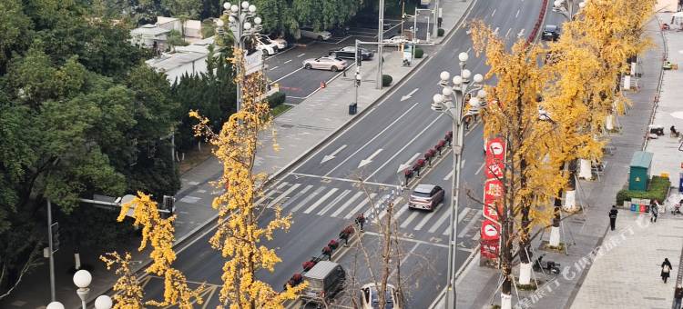 重庆南山忆江景民宿(南滨公园店)图片
