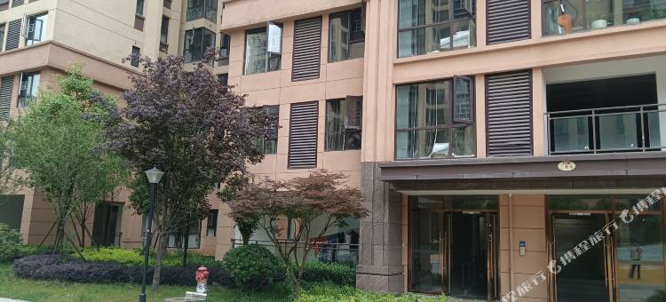 镇雄凤雲民宿(红星国际店)图片
