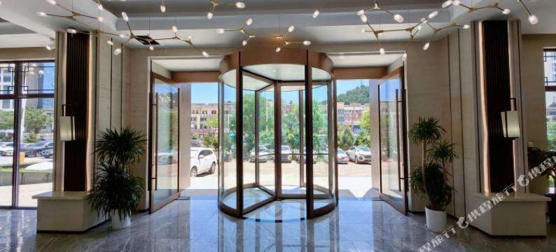 途客轻居酒店(承德鼎盛王朝文化产业园店)图片