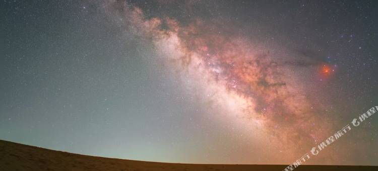 中卫驼铃叮当·腾格里沙丘·星空露营基地图片
