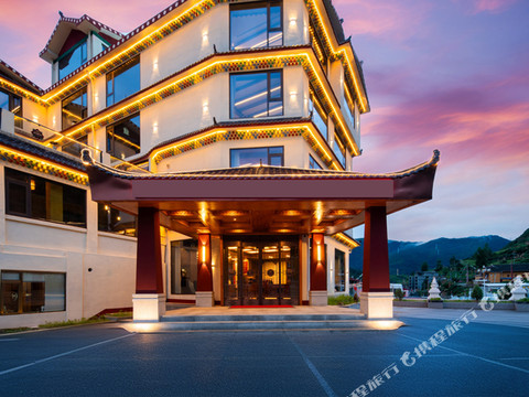 云起・迦境|YUNQIJIAJING・THANGKA・藏式奢享民宿 (松潘川主寺镇店)