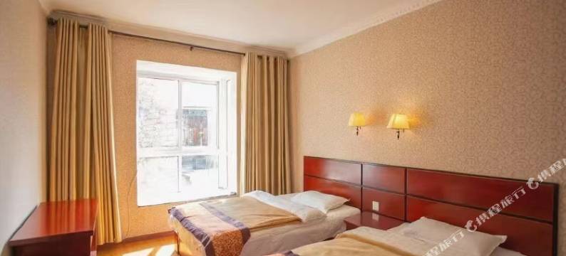 香格里拉鸿春萍客栈(独克宗古城店)图片