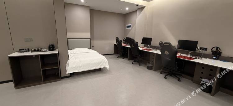 小蜜蜂电竞酒店图片