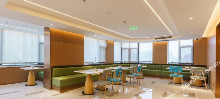 白玉兰酒店(鞍山通用技术环球医疗鞍钢总医院玉佛苑店)图片