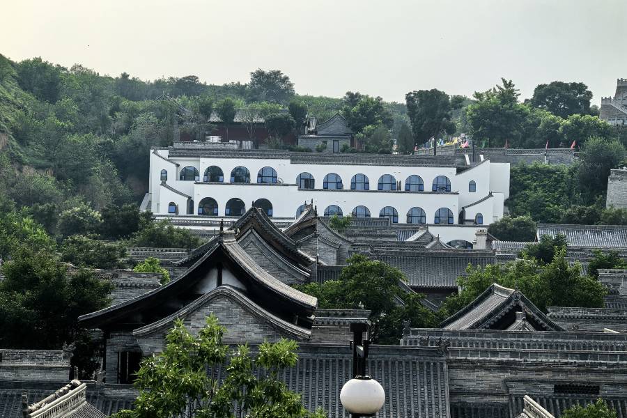 安隱温泉度假酒店(忻州古城店)
