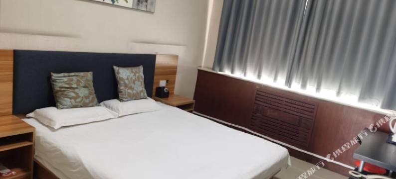 方兴快捷酒店(石家庄鹿泉动物园店)图片