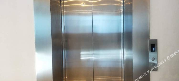 莫尔道嘎龙岩山庄图片