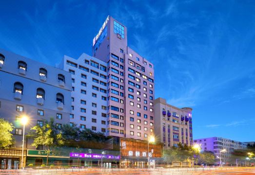 和颐酒店（哈尔滨中央大街店）外景图