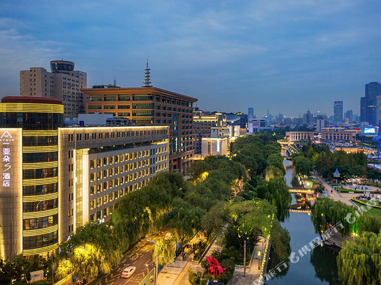 济南趵突泉亚朵S酒店