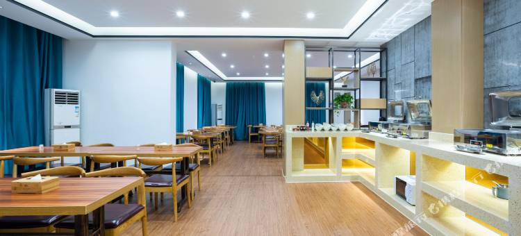 首旅如家睿柏·云酒店(合肥长江西路国购广场三里庵地铁站店)图片