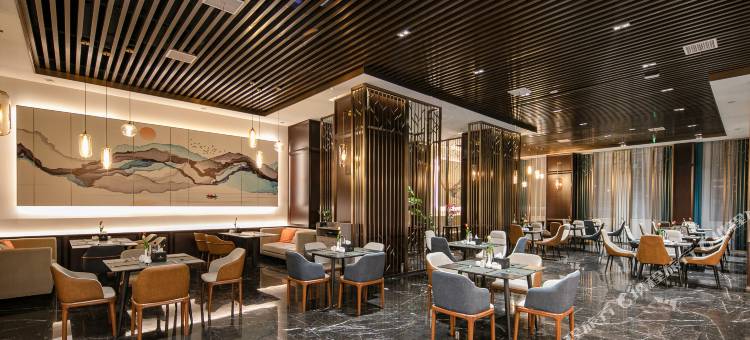 长沙岳麓顾奈丽呈酒店(观沙岭地铁站店)图片