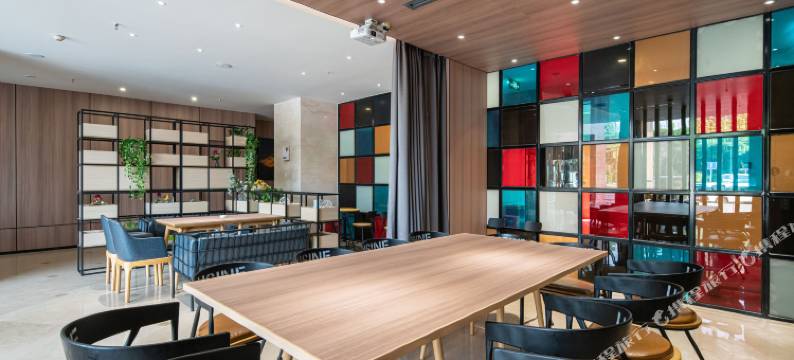 IGenie电竞酒店(成都犀浦店)图片