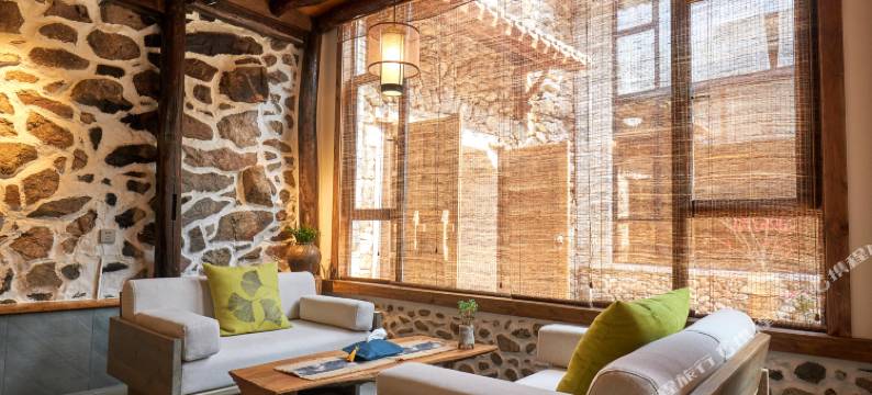 临海杏树里民宿图片