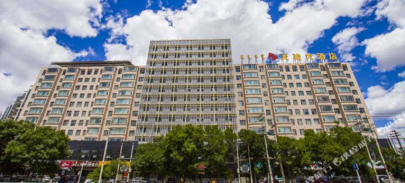 天骏大酒店(呼和浩特万达广场机场店)图片
