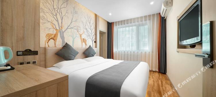 素柏·云酒店(牡丹江火车站百货大楼店)图片