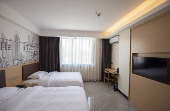 东兴凯纳大酒店