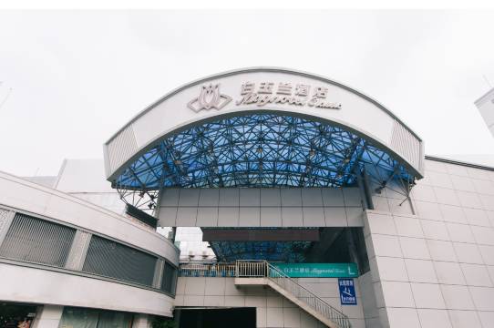 白玉兰酒店(福州火车站西湖店)