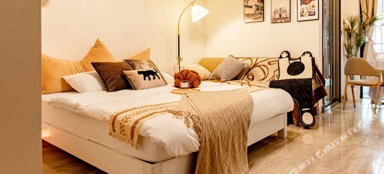 倾城民宿(泰合青年城火车站店)图片