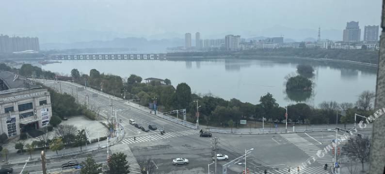 宜博电竞酒店(联盛快乐城店)图片