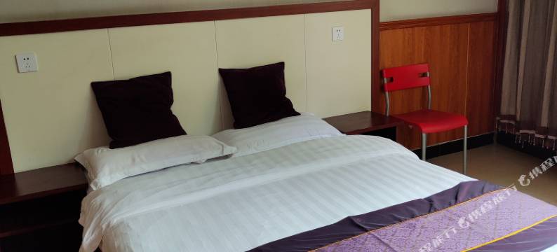 嘉园宾馆(嘉兴路美食街店)图片