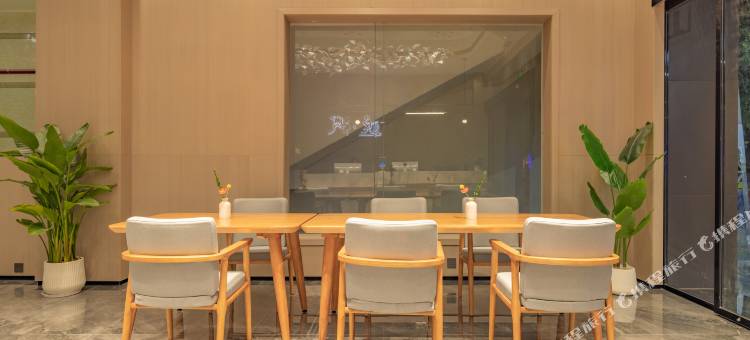 绿春逸枫酒店图片