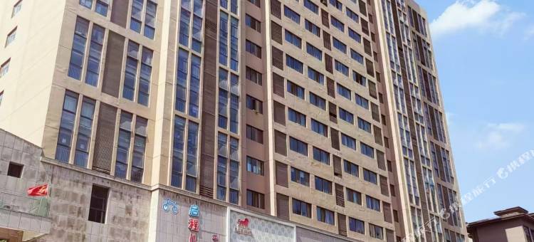 禾梧桐连锁民宿(鹿邑华联城市广场店)图片
