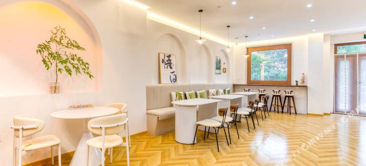 悟白民宿(中华秋沙鸭公园店)图片