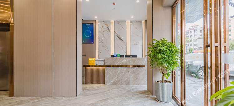 云季智能酒店(惠州华昌购物广场汇乐城店)图片