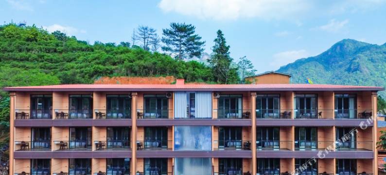 灵龙谷云谷山居图片