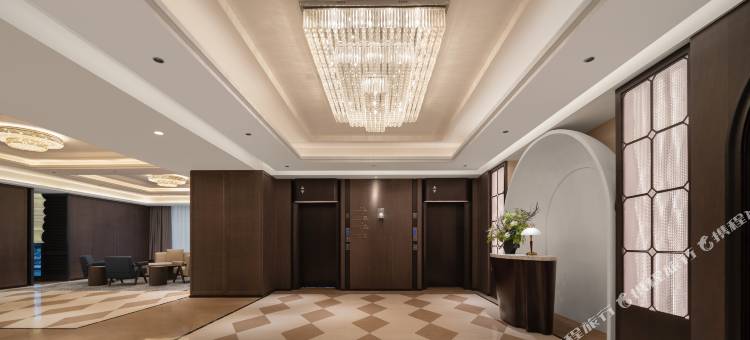 乌鲁木齐人民广场建国路美仑酒店图片