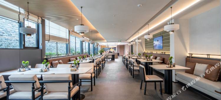 开封清明上河园鼓楼广场亚朵酒店图片